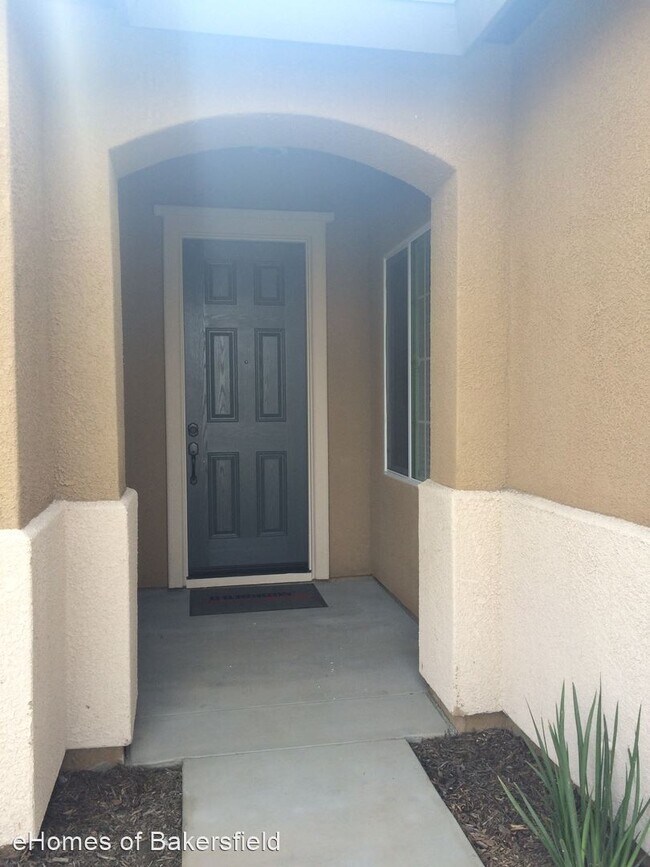 Building Photo - 4 br, 2 bath House - 5817 Moonstone Peak Dr