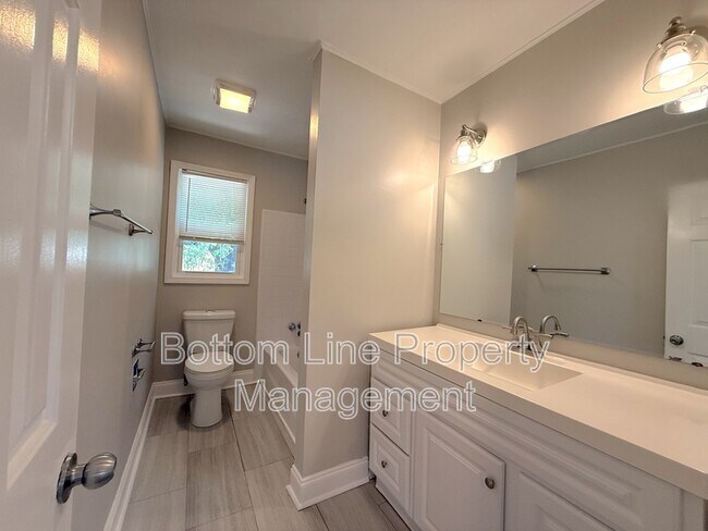 Building Photo - 7727 Ritter Dr