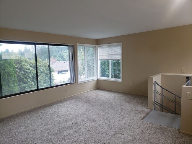 Building Photo - Fantastic SW Portland Home!