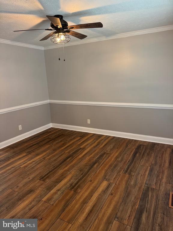 Building Photo - 11629 Enchanted Woods Way