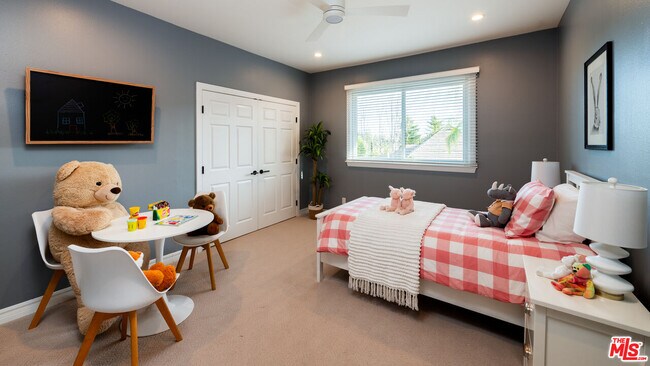 Building Photo - 29402 Deerview Ct