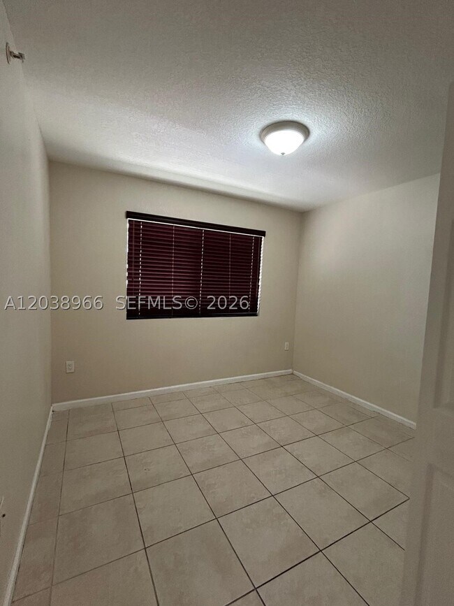 Building Photo - 15460 SW 284th St