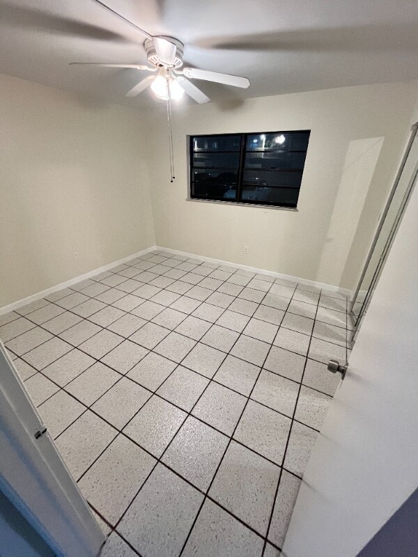 Building Photo - 2260 W 53rd Pl