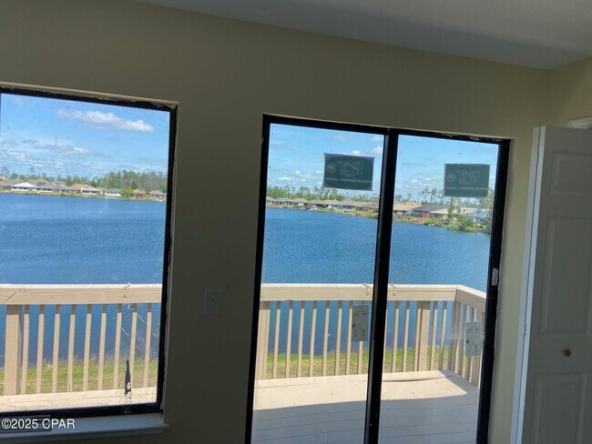 Building Photo - 113 Marin Dr