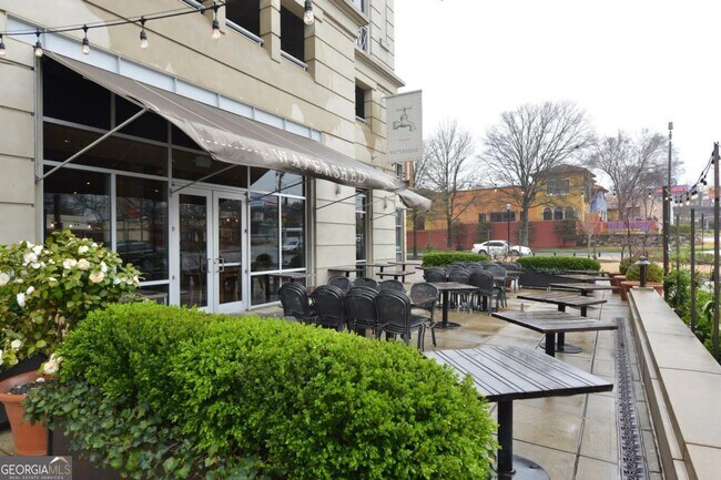 Building Photo - 282 Ardmore Cir NW