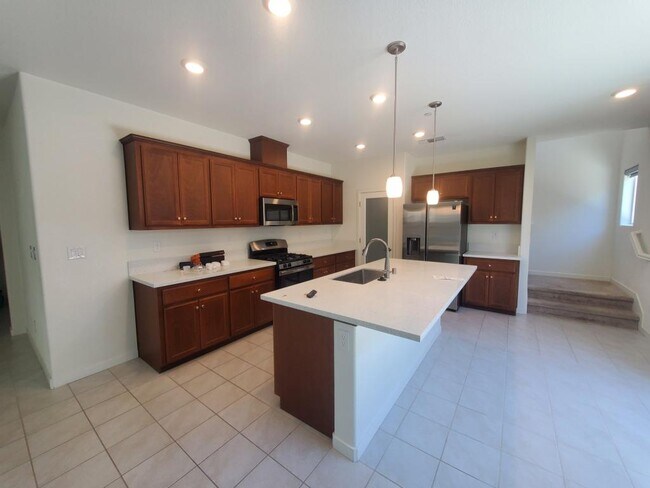 Building Photo - 3619 Silver Pine Ln