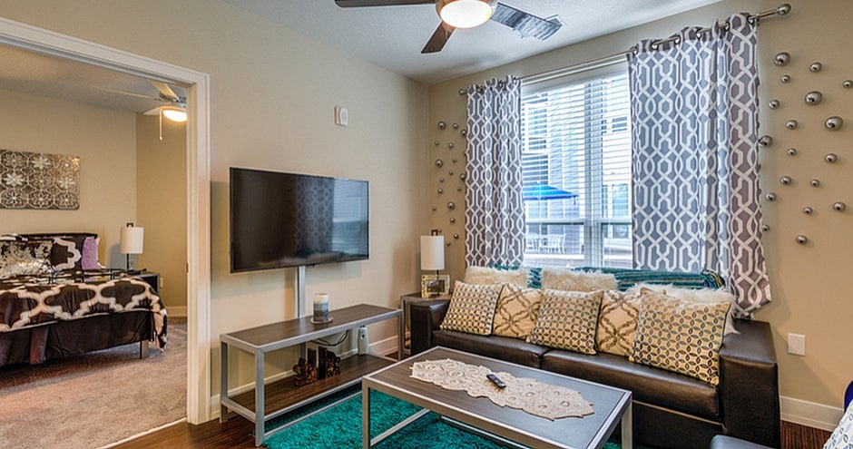 Living-Room-01-Park-Place-Baton-Rouge - Park Place Baton Rouge Apartments