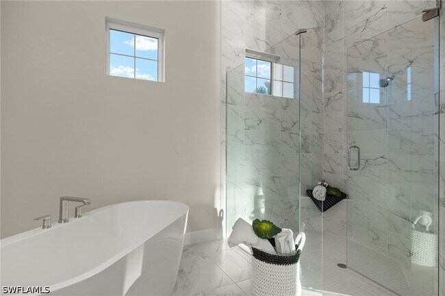 Building Photo - 15429 Turin Dr