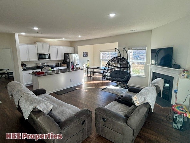 Building Photo - 12020 Spearmint Ln