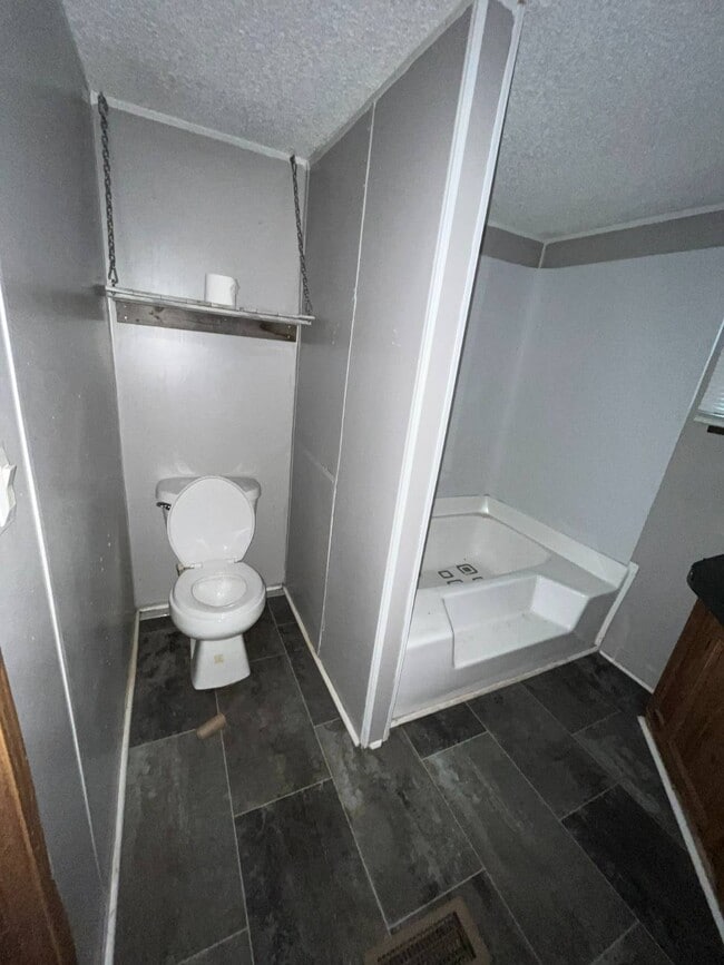 Building Photo - 109 Embert Ln