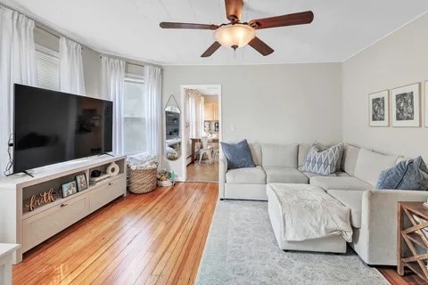 Building Photo - 25 Locke St