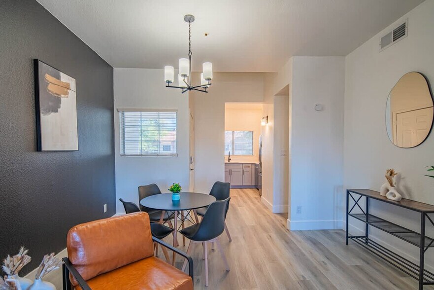 Building Photo - 7900 E Princess Dr