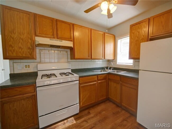 Building Photo - House for Rent in Lemay