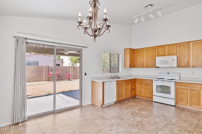 Building Photo - 16579 W Marconi Ave