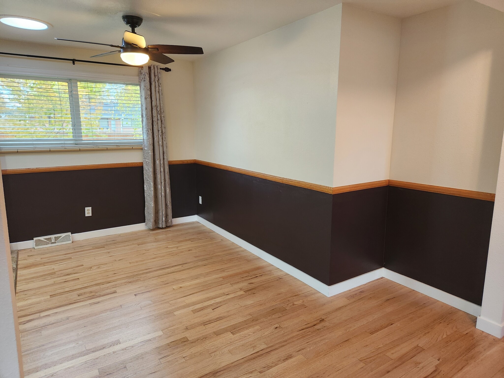 Dining Room - 3485 W Powers Pl