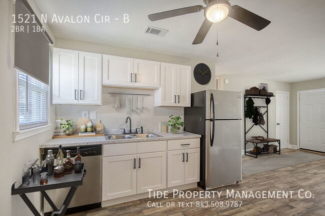 Building Photo - 1521 N Avalon Cir