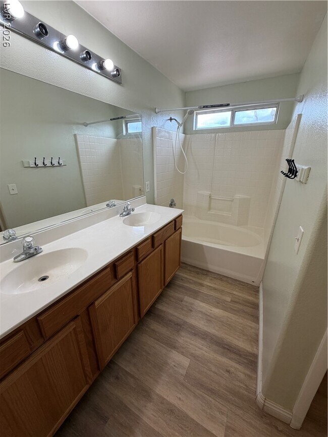 Building Photo - 3814 Kit Fox St