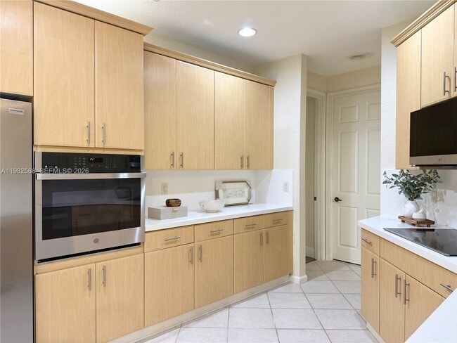 Building Photo - 2816 Kinsington Cir