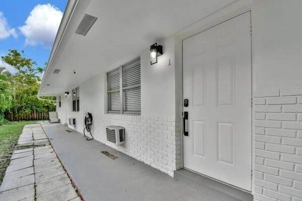 Building Photo - 1808 SW 20th St