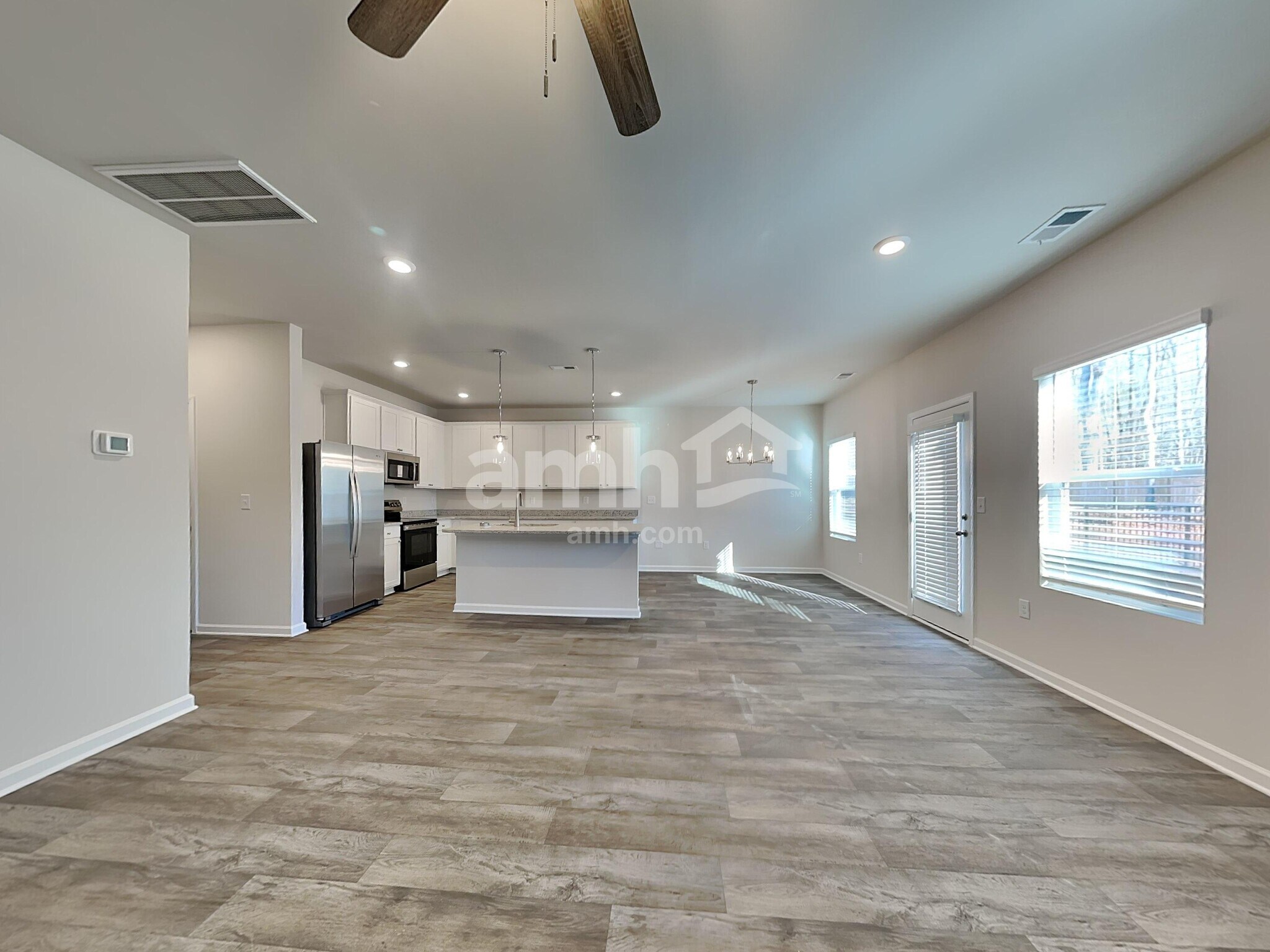 Building Photo - 3993 Zepelin Wy