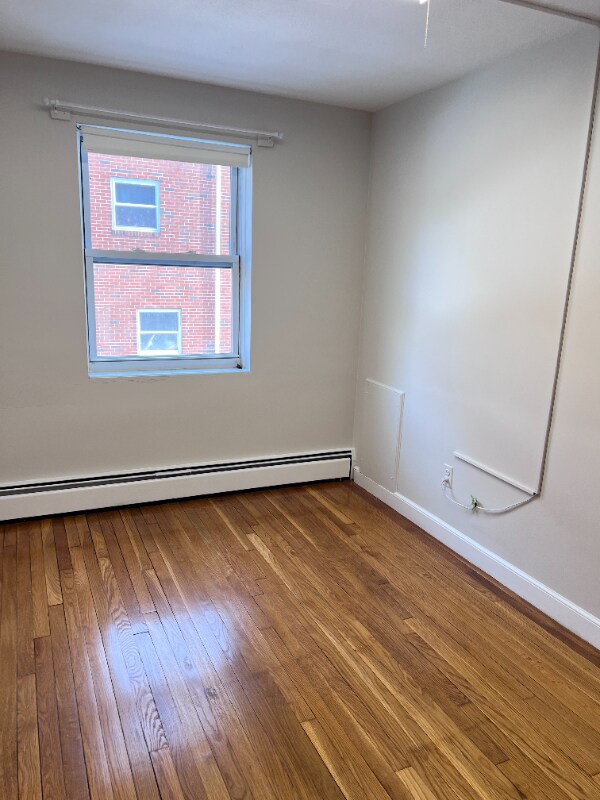 Building Photo - 35 Montvale Ave