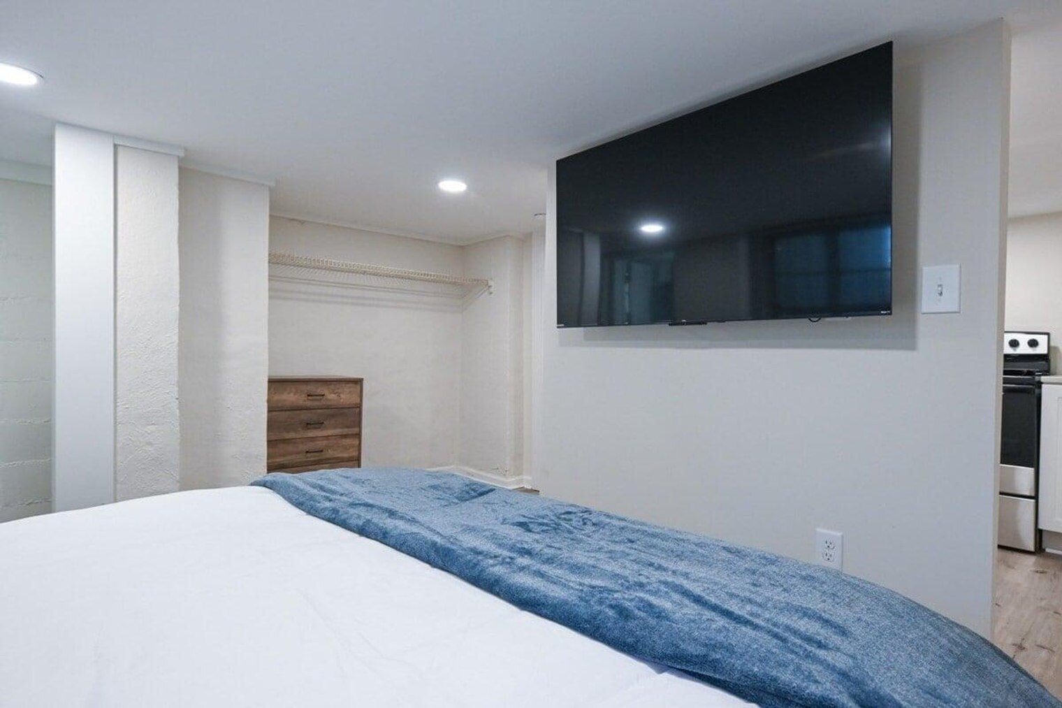 Building Photo - 840 Bobbin Mill Rd