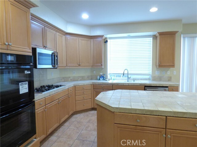 Building Photo - 7238 San Carmela Ct