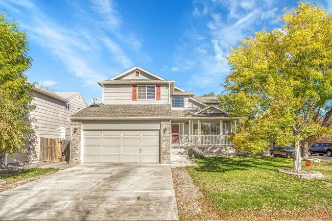 Primary Photo - $3,400 - 5 Bed, 3.5 Bath Home in Aurora with in unit Laundry and Fenced in Yard!