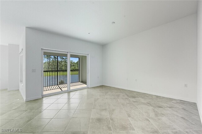 Building Photo - 15155 Bluffton Ln
