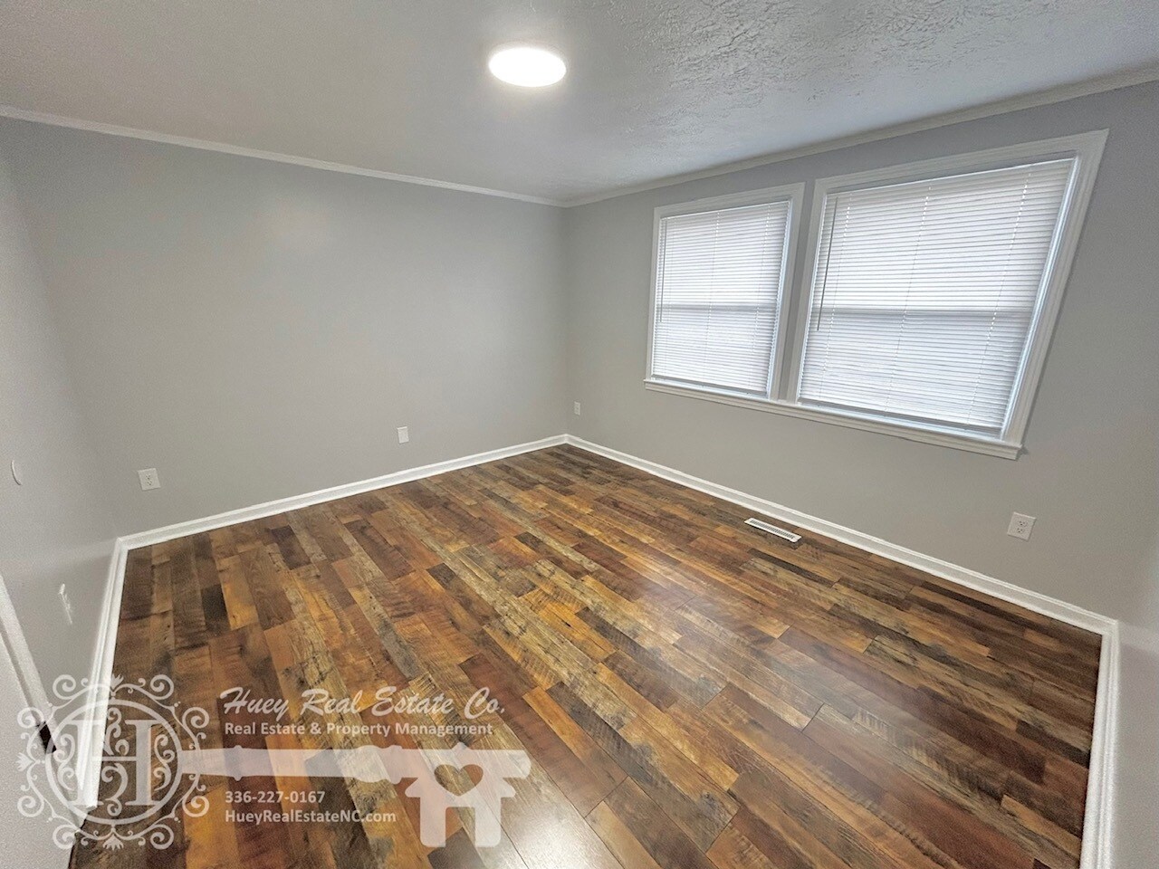 Building Photo - 201 E Gilbreath St