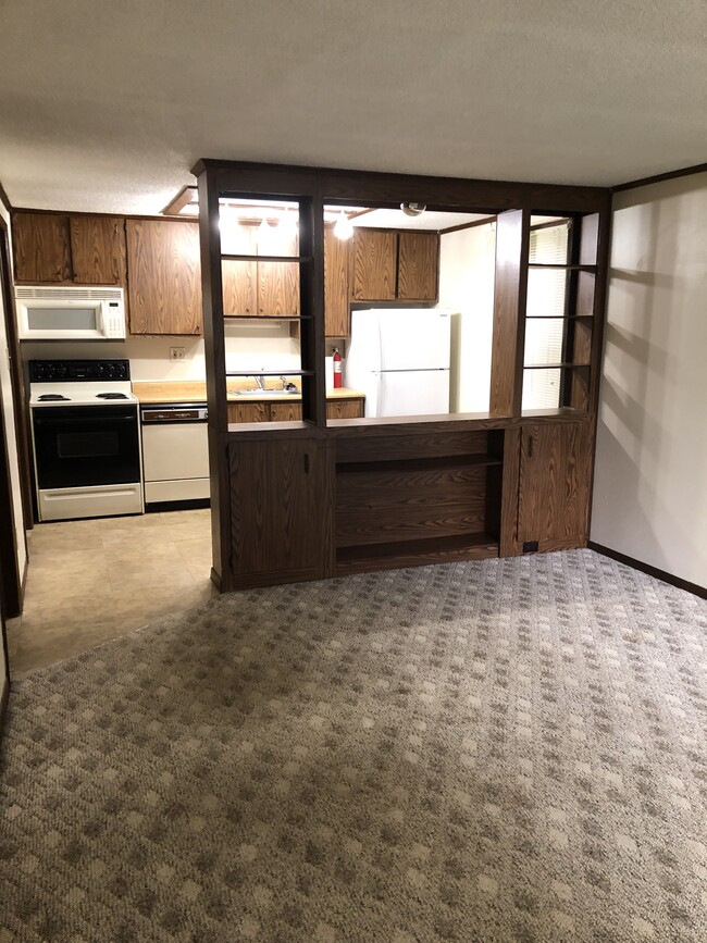 Building Photo - 1751 Sun Apple Way