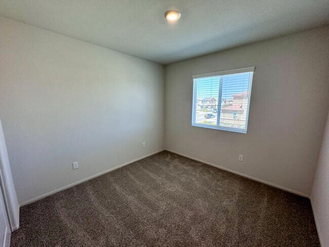 Building Photo - 31799 Woodbank Wy