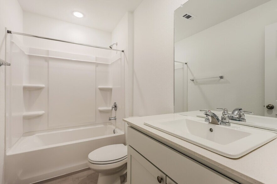 Building Photo - 3415 Muenster Ave