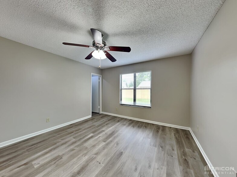 Building Photo - 3240 Avocet Ln