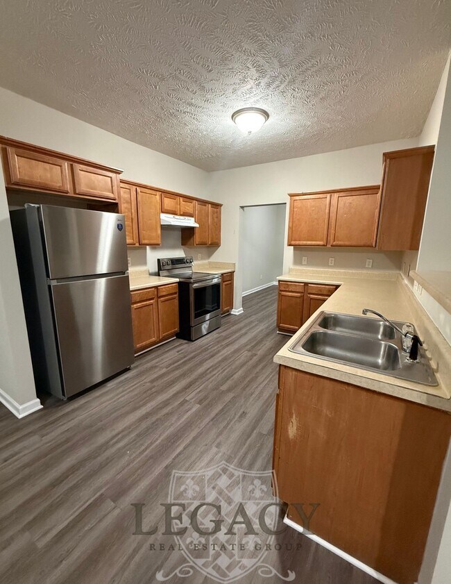 Building Photo - 782 Pippin Dr