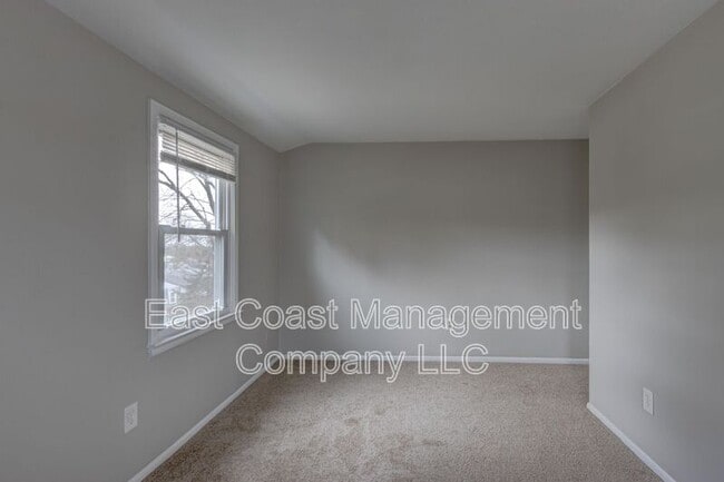 Building Photo - 8529 Ramort Dr