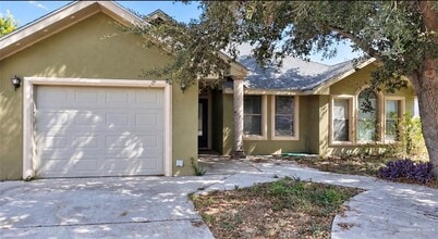 Building Photo - 3702 Marla Dr