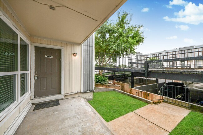 Building Photo - 781 Country Pl Dr