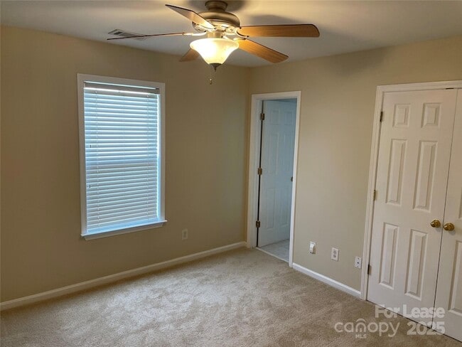 Building Photo - 6617 Vlosi Dr