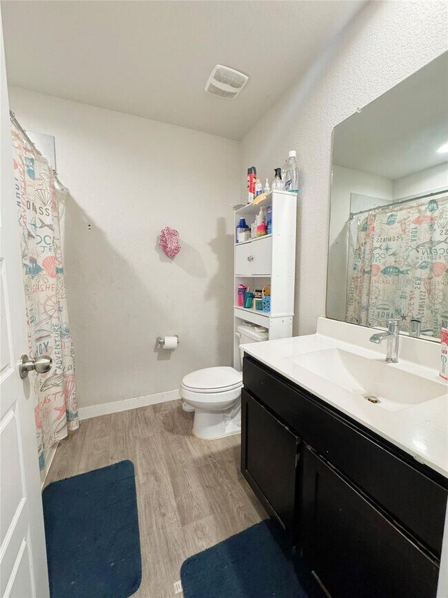 Building Photo - 12711 Basinghall Ln