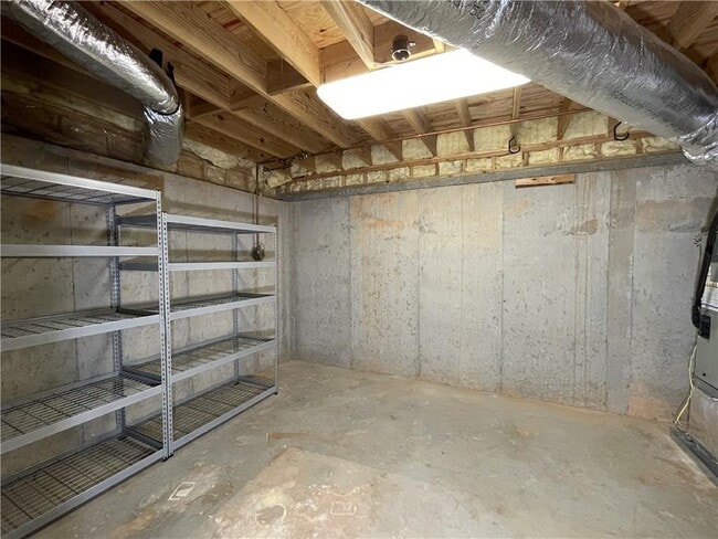 Building Photo - 655 Huntwick Pl
