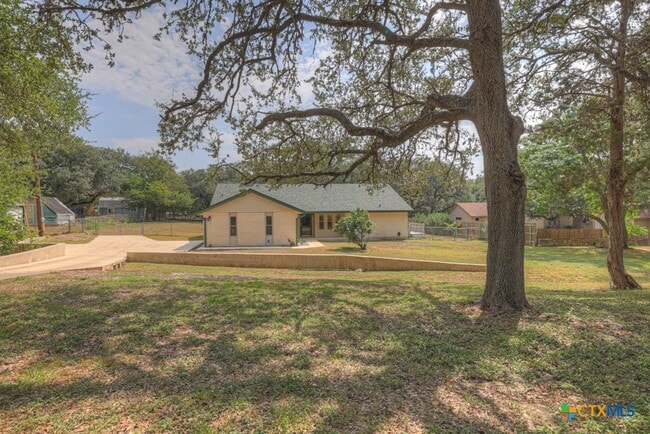 Building Photo - 1260 Flaming Oak Dr
