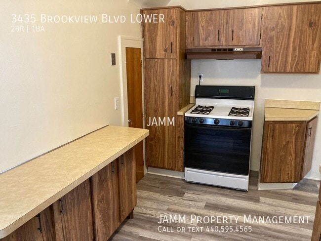 Building Photo - 3435 Brookview Blvd