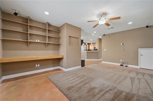 Building Photo - 1102 Clermont Ave