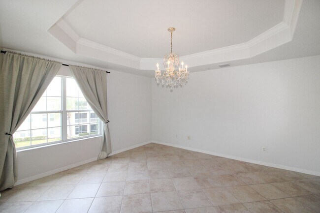 Building Photo - 1000 San Lino Cir