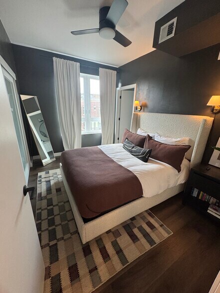 Building Photo - 2120 N Downing St