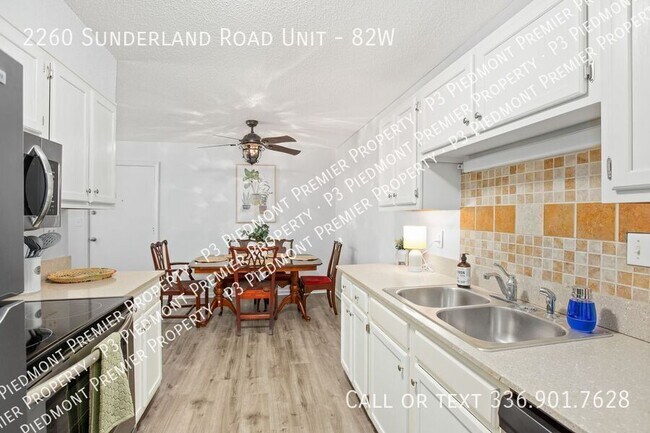 Building Photo - 2260 Sunderland Rd