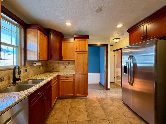 Building Photo - 1859 W 11800 S