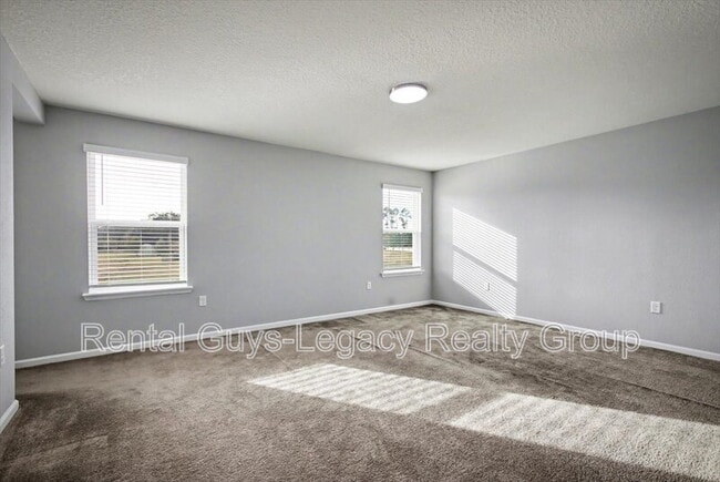 Building Photo - 5054 Oak Bend Ave