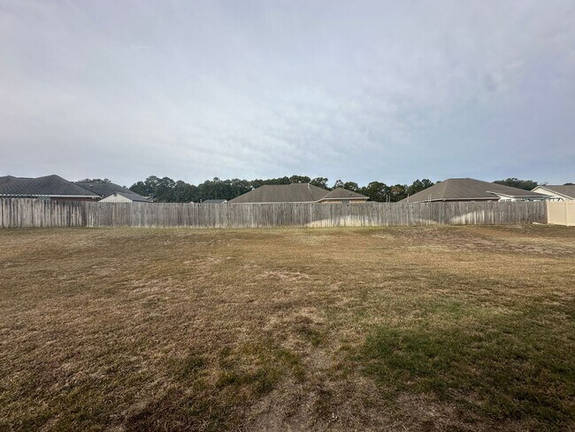 Building Photo - Shell Landing East!!! FRESH PAINT!!! NEW FLOORING!!!